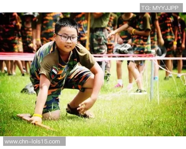 付豪的成长之路与奋斗精神探讨：从青涩少年到职场精英的蜕变历程