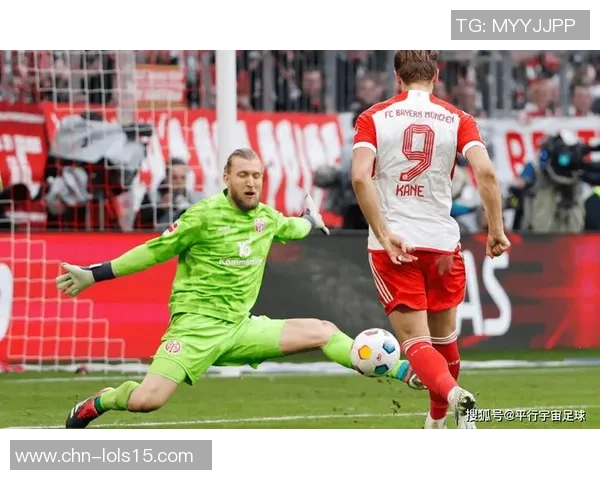 克隆与美因茨的较量揭示足球战术与团队协作的深层次对抗