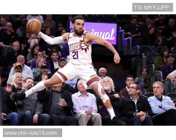 小牛队与太阳队常规赛激战回顾精彩瞬间与关键时刻分析